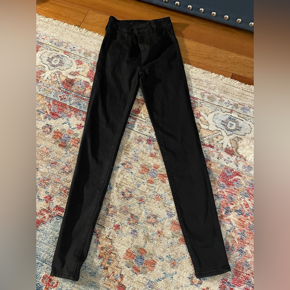 American Eagle High Rise solid Black begging size 0